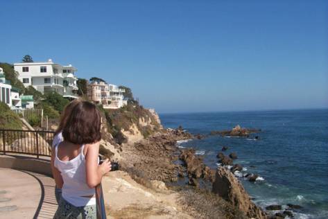 These are some photos of my recent trip to LA to see my cousin, aunt, and uncle.  Here is a shot looking over the rocks at Corona Del Mar Beach.
