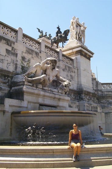 The next day.  We returned to the Monument for Vittorio Emanuele II on our first full day in Rome.