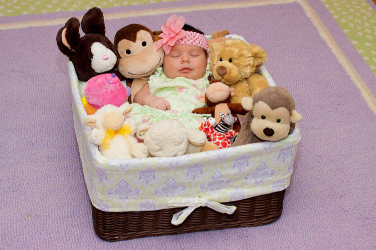 Victoria Ruth Emsley is born